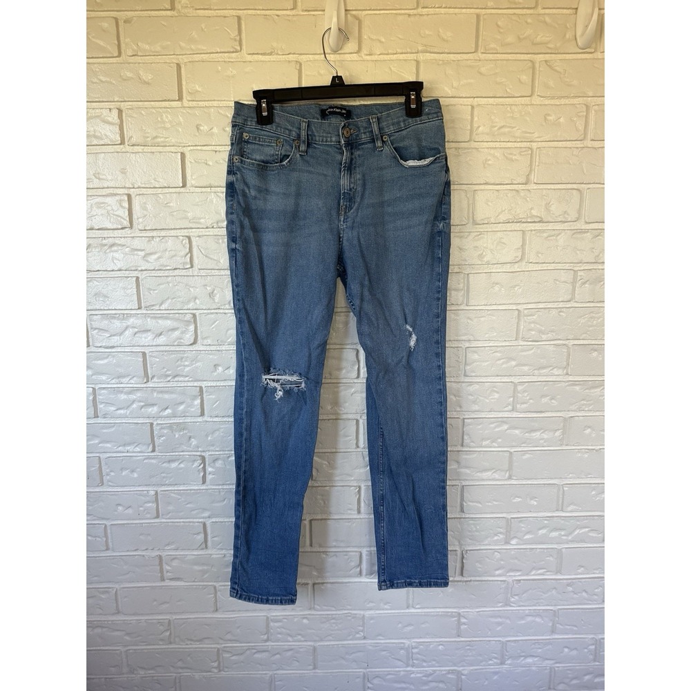 Calvin Klein Womens Jeans 6/28 Light Wash Distressed Slim Fit Classic 90s Denim